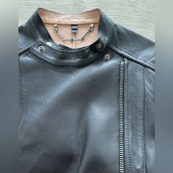 Leather jacket - Picture 4 of 16